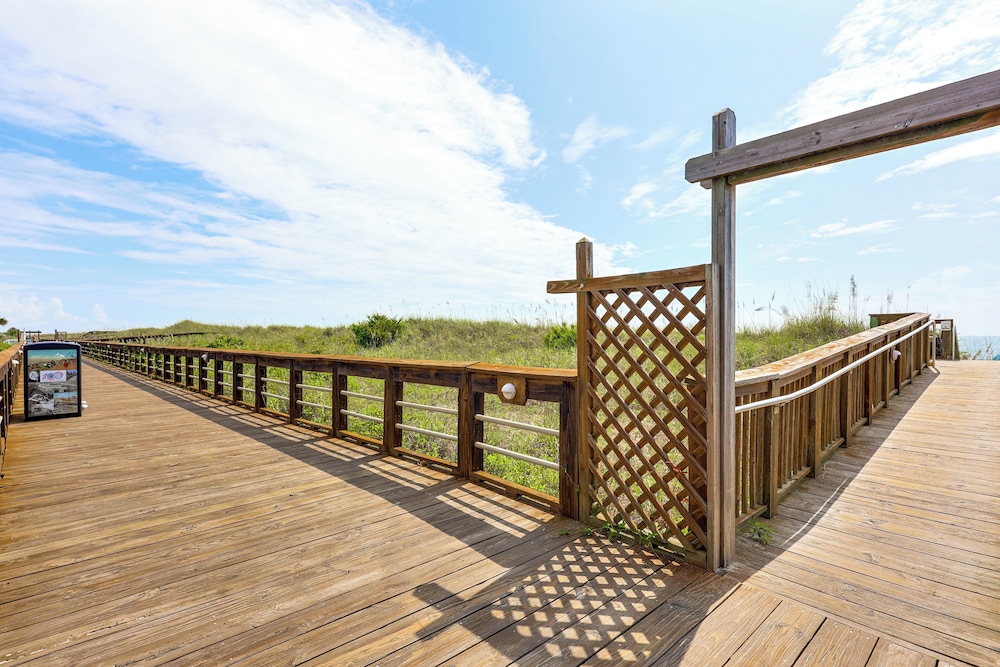 Carolina Beach Condo w/ Marina View, on Boardwalk