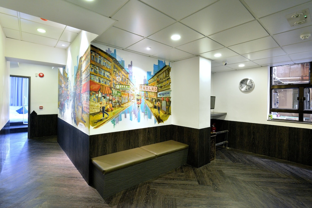 Atlas GuestHouse & Backpackers