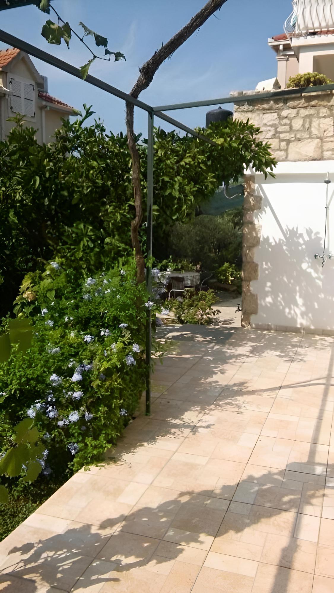 Photo 26