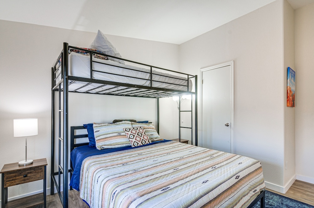 Page Vacations - Big Water Home w/ Deck  13 Mi to Lake Powell! - Property Image 5