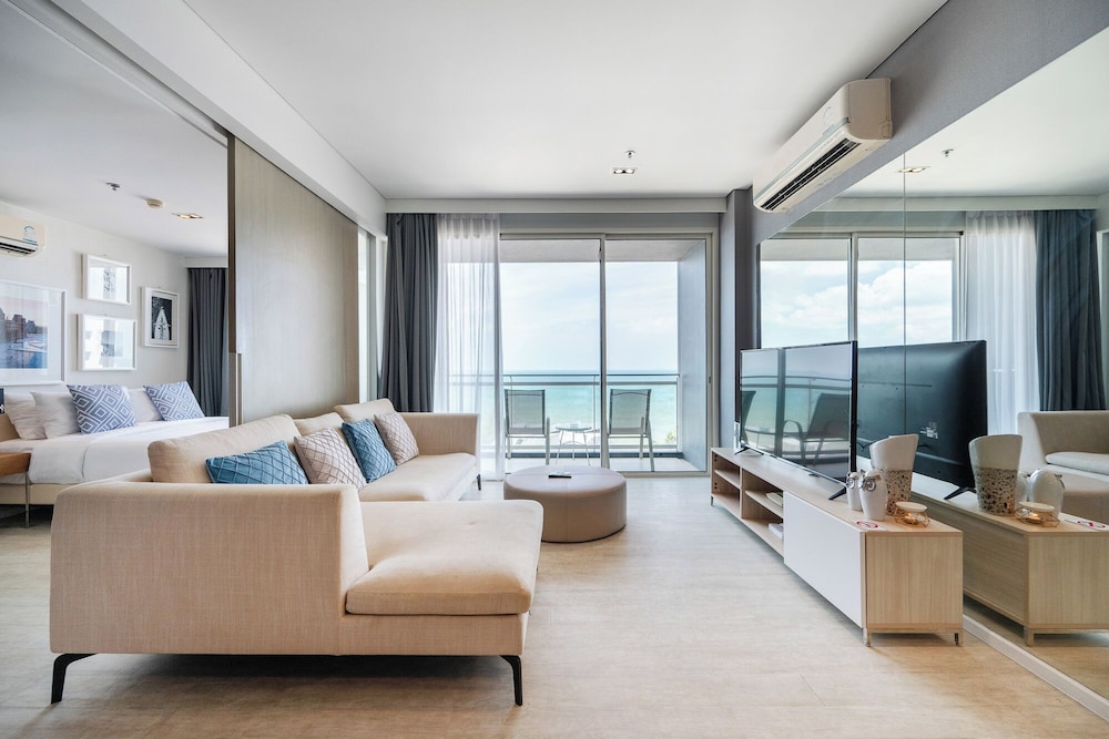 Veranda Residence by SEA U PATTAYA