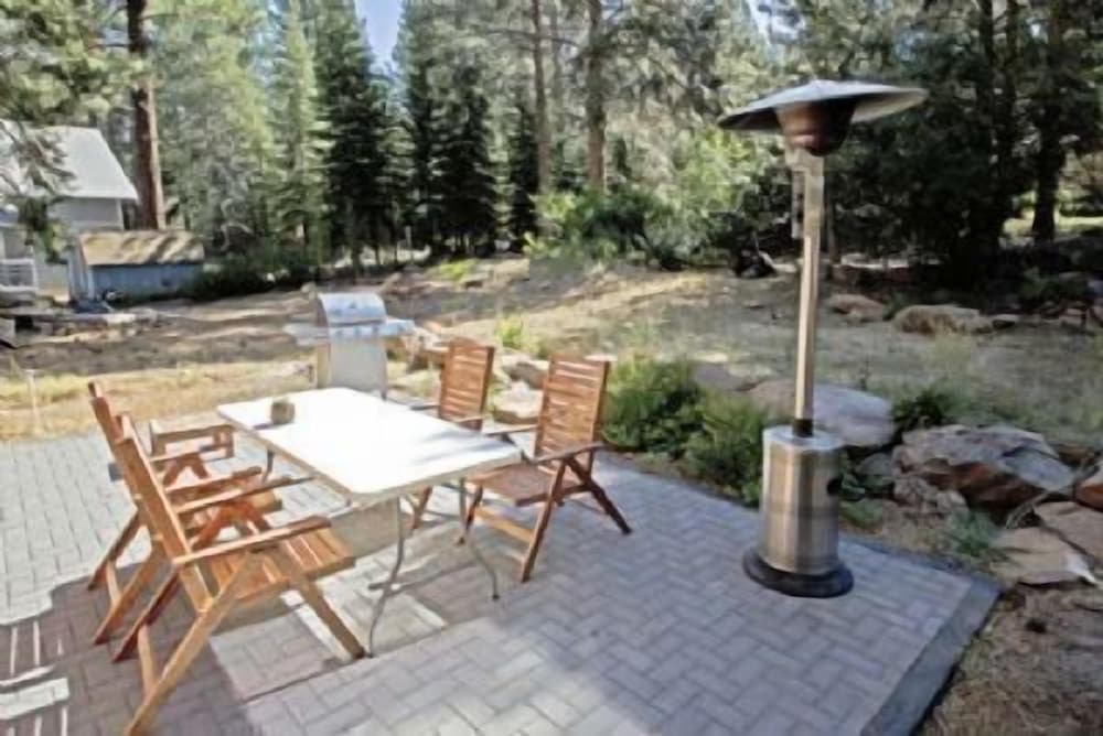 Lake Tahoe Vacations - Pine Needle Meadows - Property Image 7