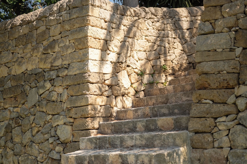MILLE SUITE GARDEN