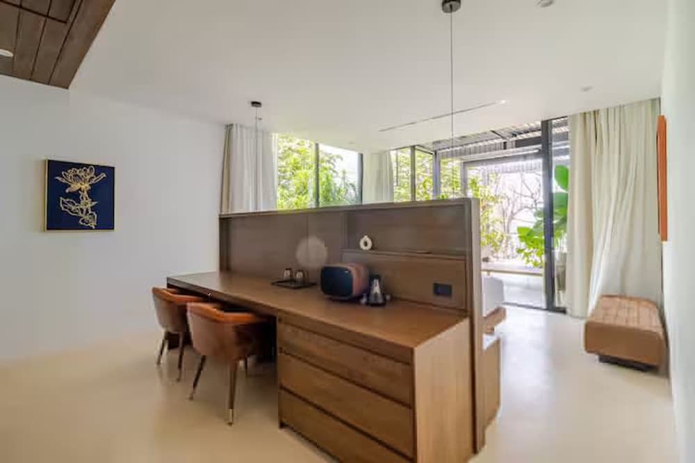 w Amazing 6BR Villa w Swimming Pool in Costa Rica