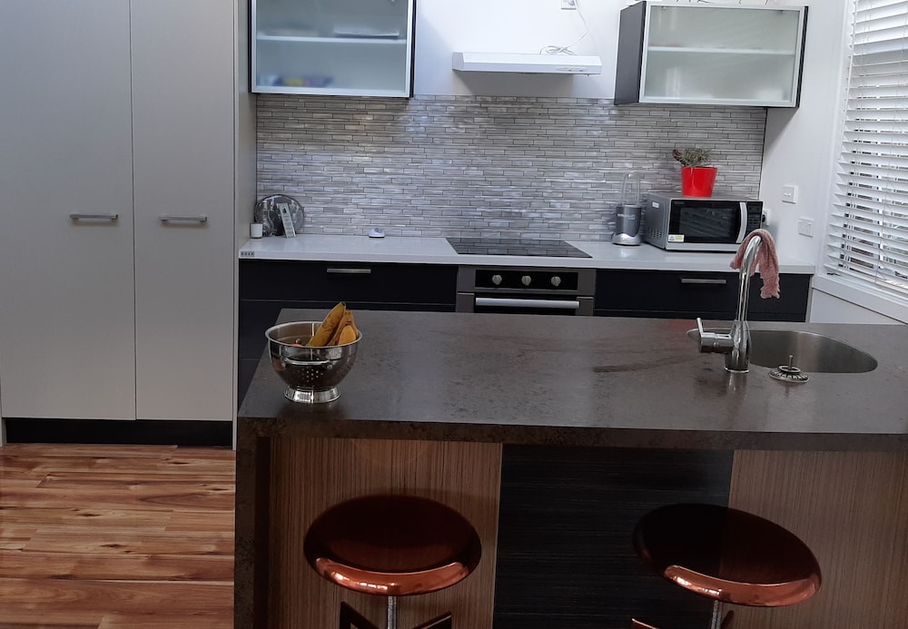 A bit of New York in Whanganui HOME STAY