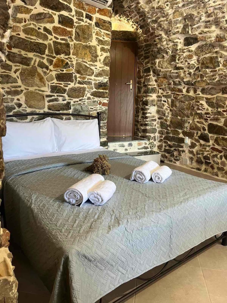 Vlychos Olympi Lodge 1 - Chios Cozy Getaway