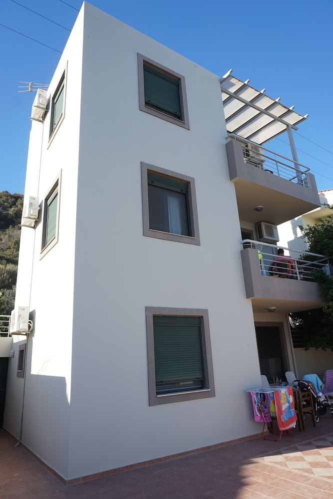 Portela Suites Kampoula