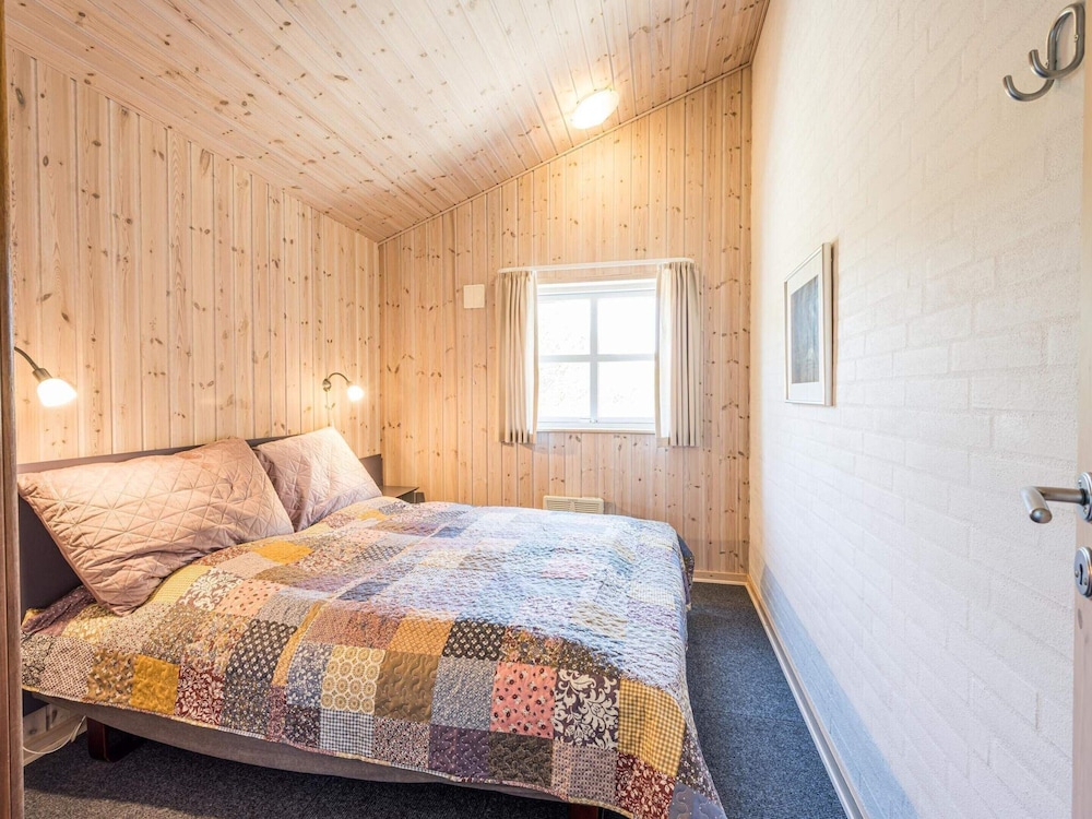 8 Person Holiday Home in Blavand view 4