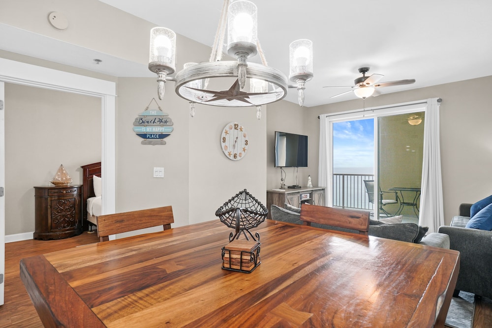Grand Panama Beach Resort by Panhandle Getaways