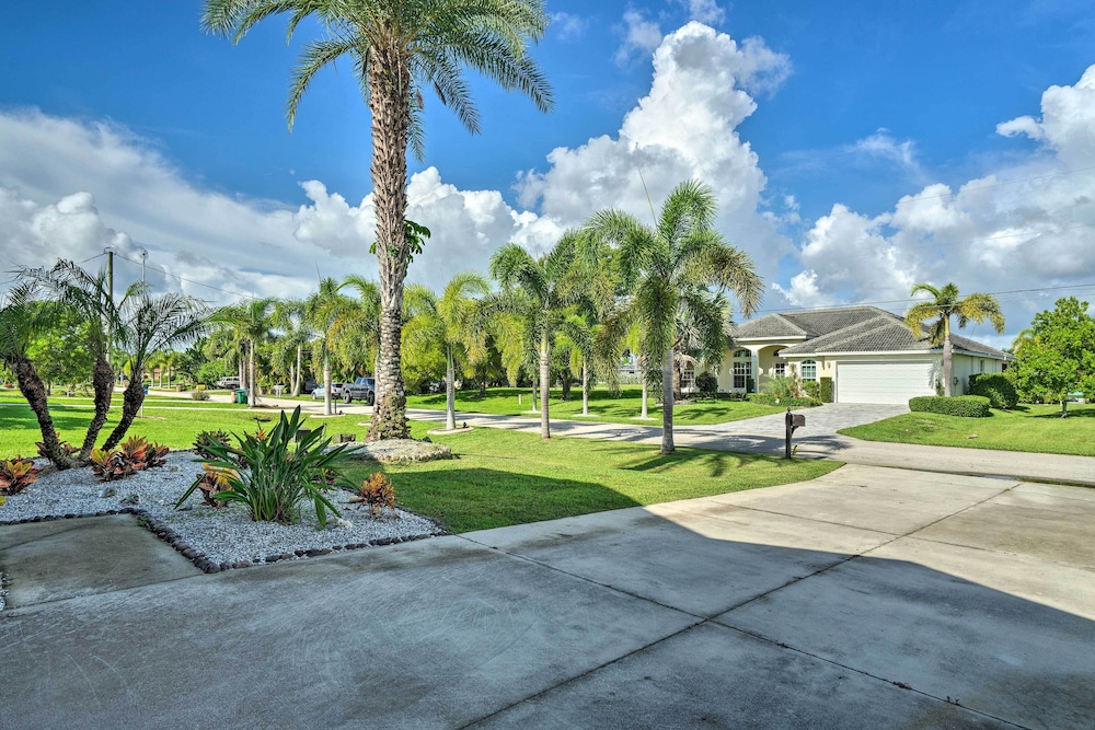 Sunny Cape Coral Home w/ Private Pool Lanai - Property Image 9