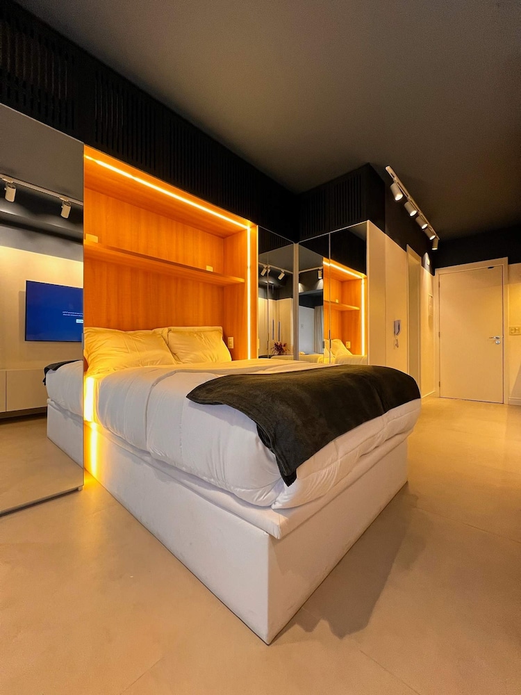 Do Pinheiros I Stylish Studio in Sao Paulo