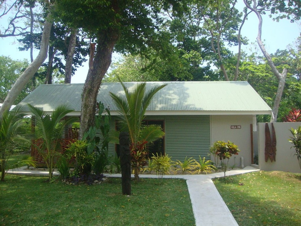 Mahimahi Villas