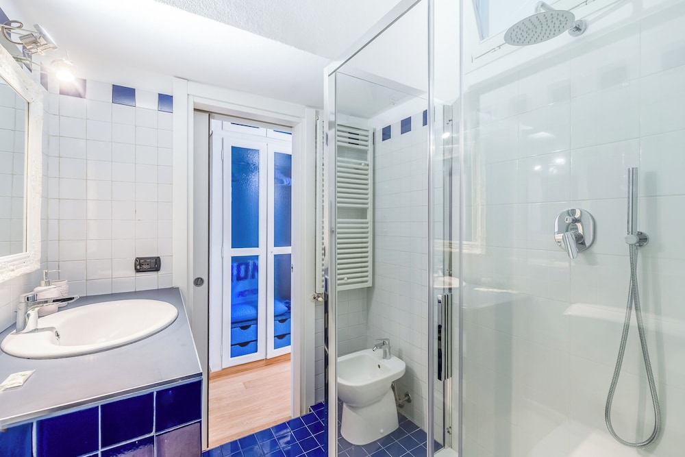 Bramante Luxury Apartments by InnStay