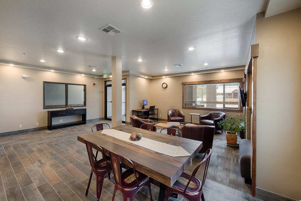 Mccall Vacations - Third Street Inn - Property Image 4