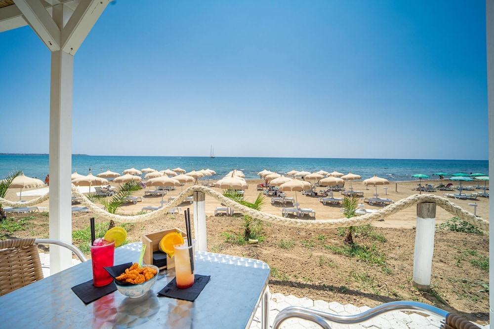 Le Castella Resort & Beach