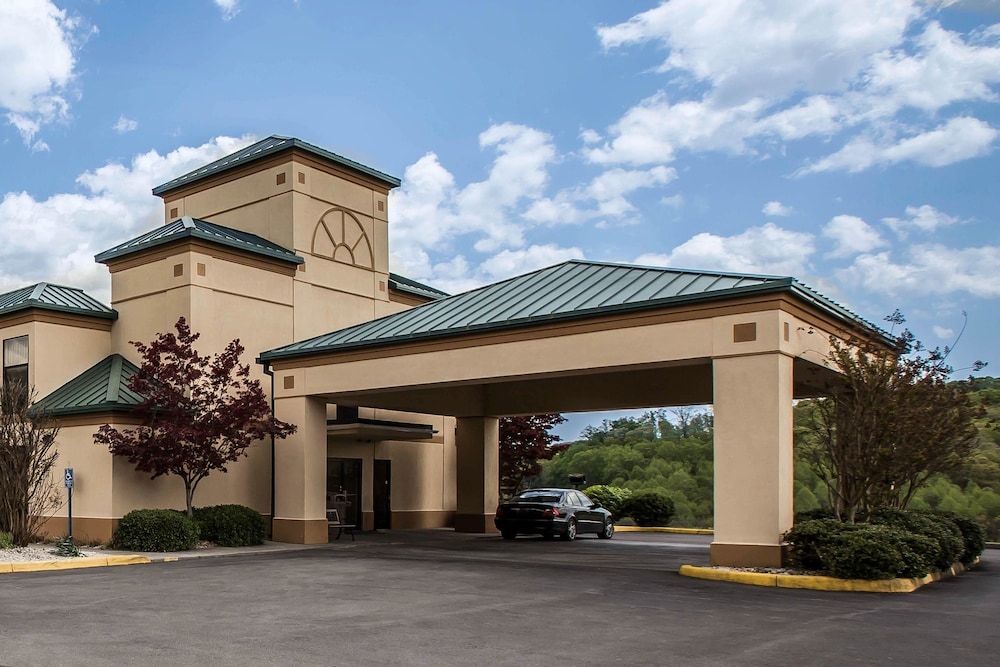 Quality Inn Rogersville view 3