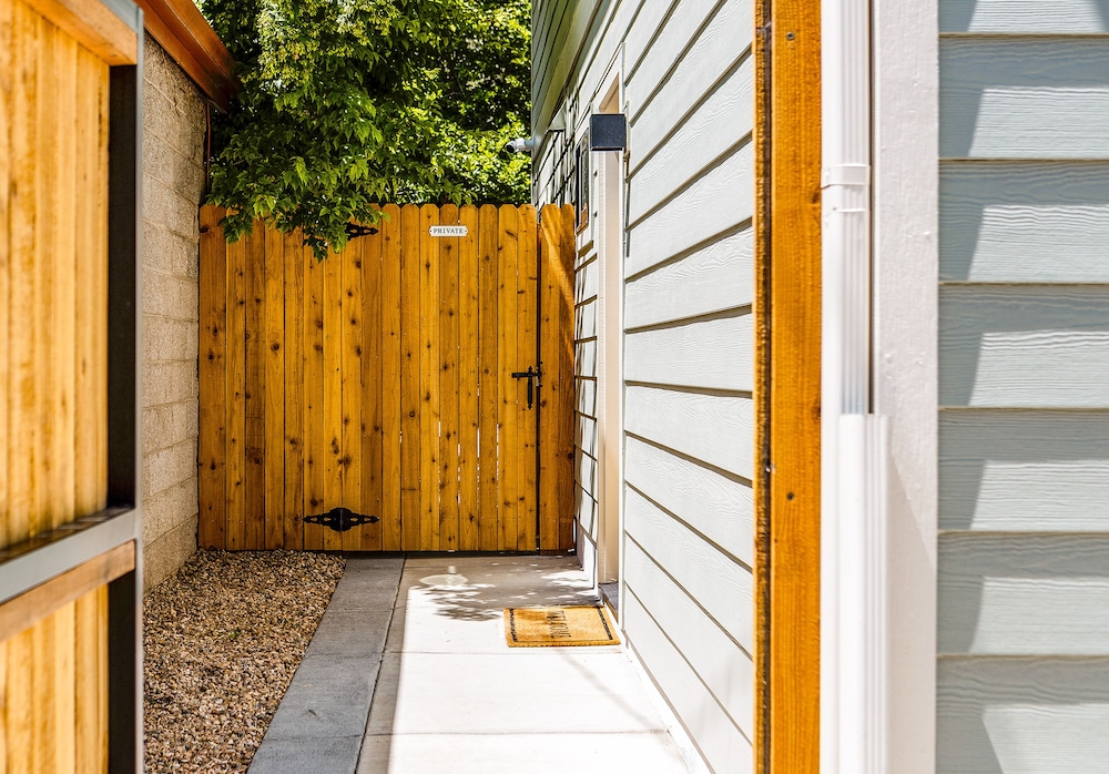 < 1 Block to City Park: New-build Apt in Denver!
