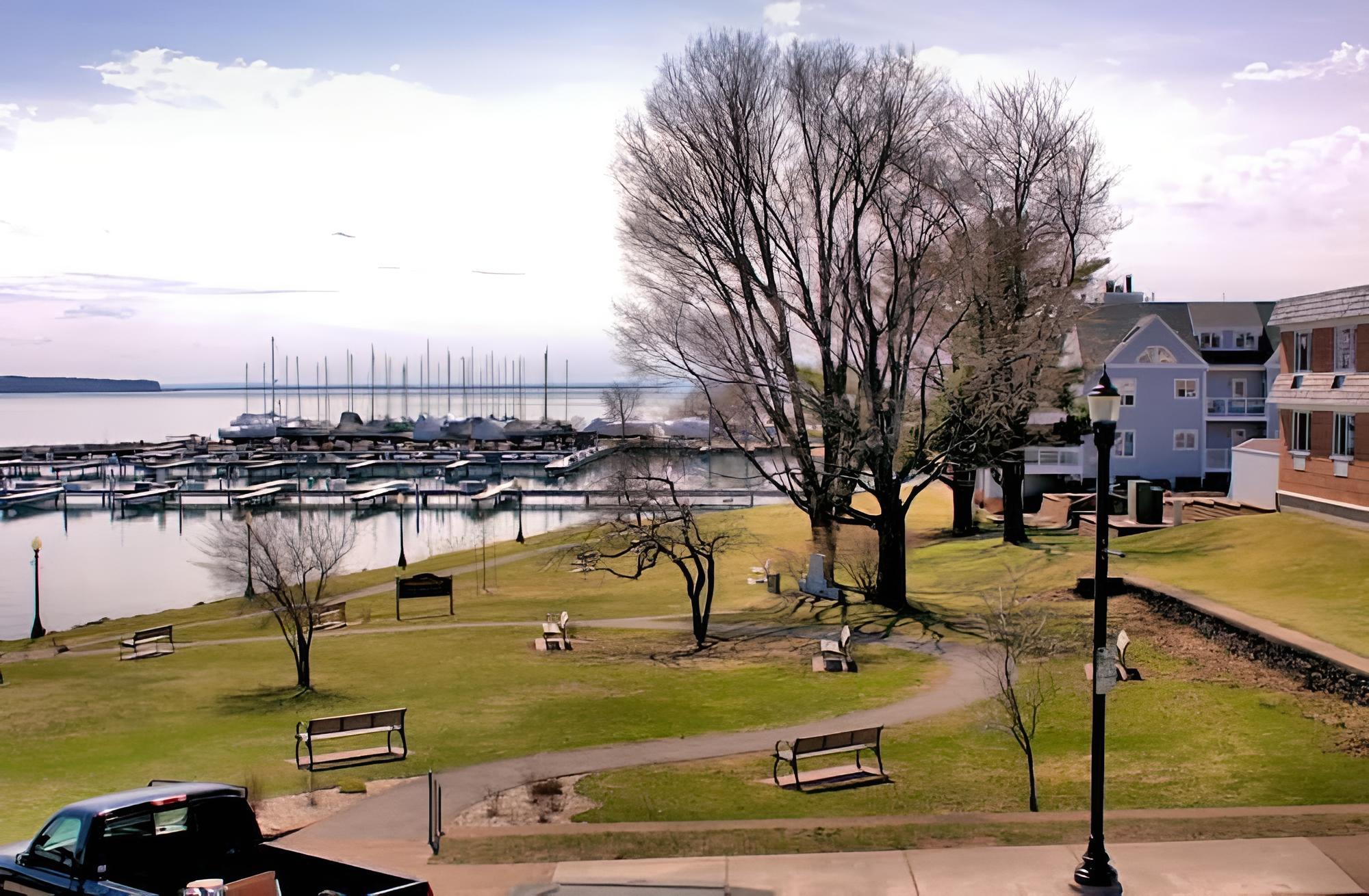 Pier Plaza Lodging view 4