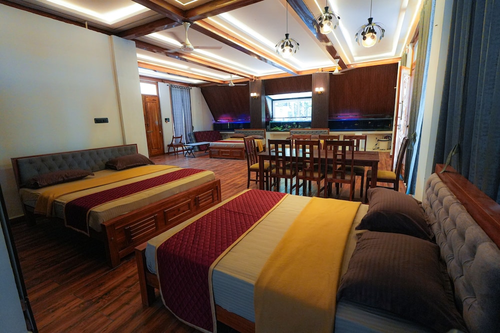 MOON LIGHT RESORT
