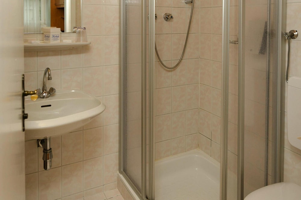 Apartment in Podersdorf am See With a Bicycle Storage