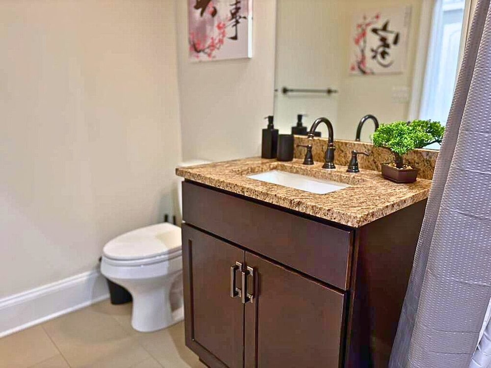 Well-Equipped 2BR - Greenbay 301