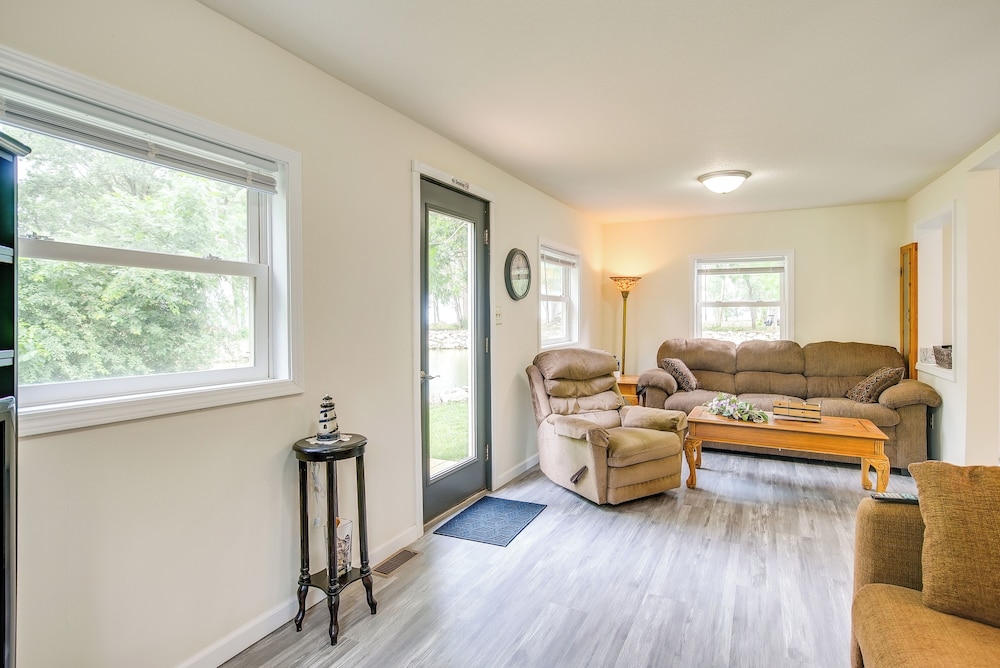 Grand Lake Getaway w/ Boat Dock in St Marys!