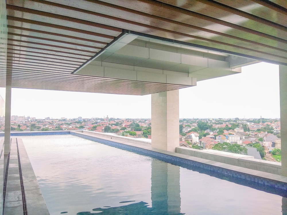 Cozy and Enjoy Living Studio at Vasaka Solterra Apartment