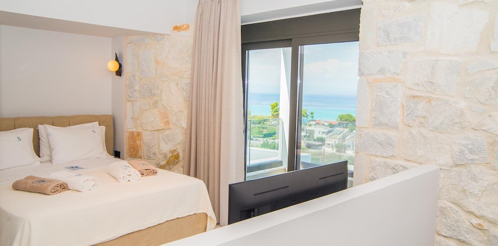 Sunrise Villas Collection