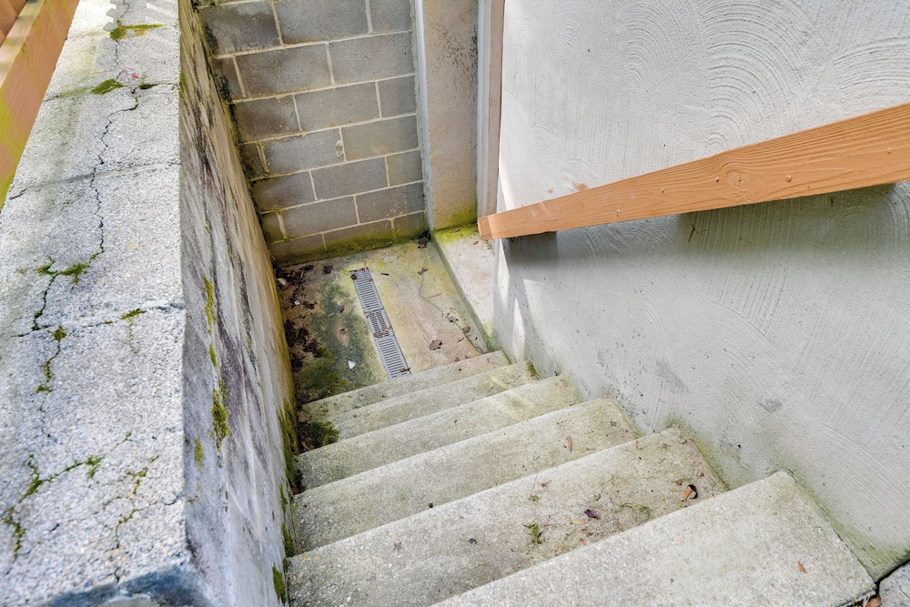Cozy Apt in DC Suburbs: 4 Mi to Main St Laurel