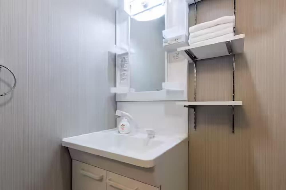 Kuromon Central Self Inn202
