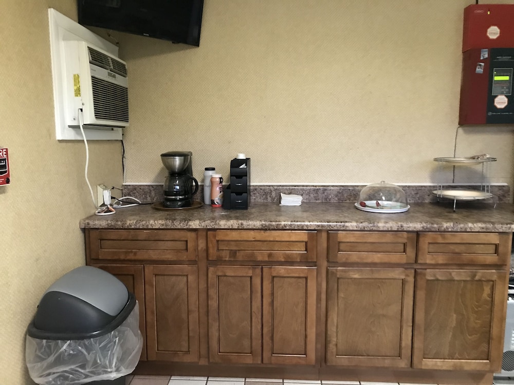 Princess Motel Maryville