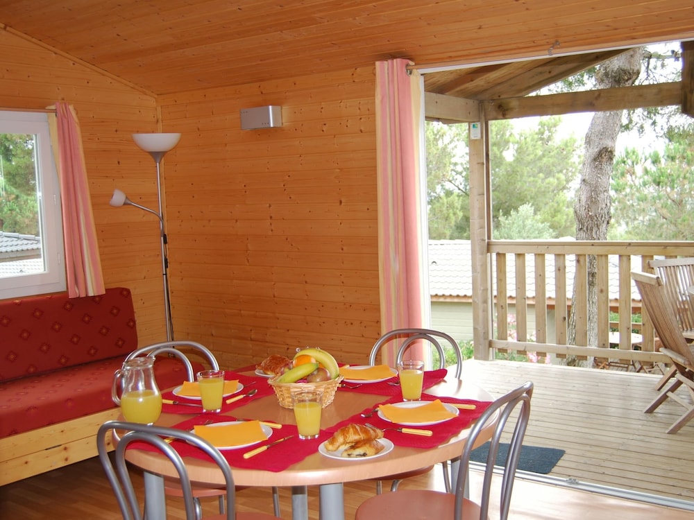 Cottage With AC Near Beach, Agde view 3