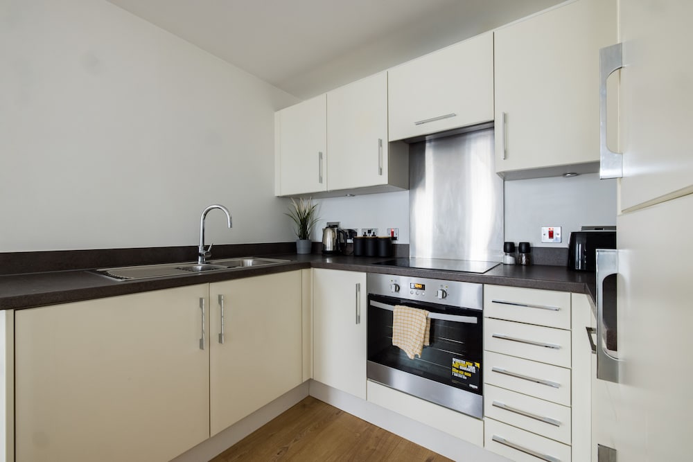 Spacious 2 Bed Flat in Hoxton