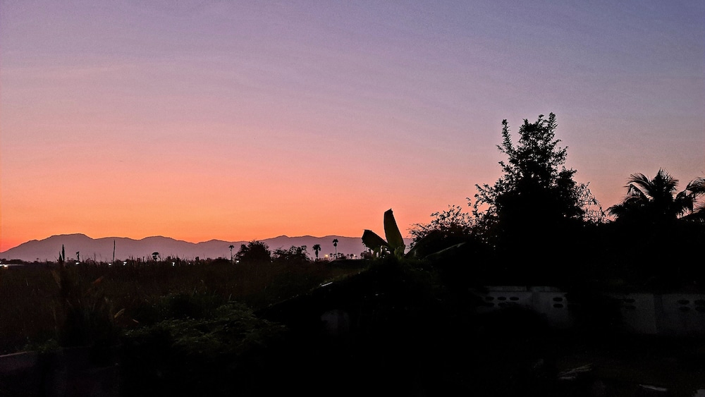 Beautiful Bungalow With Shared Outdoor Pool and 2 km From the Sandy Beach view 4