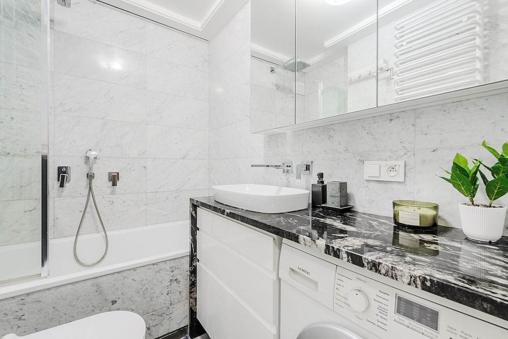 Lumina apartment in center Warsaw