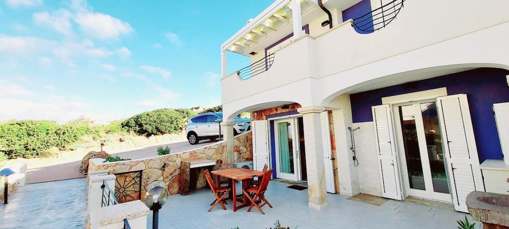 Whiteblue House con Giardino view 5