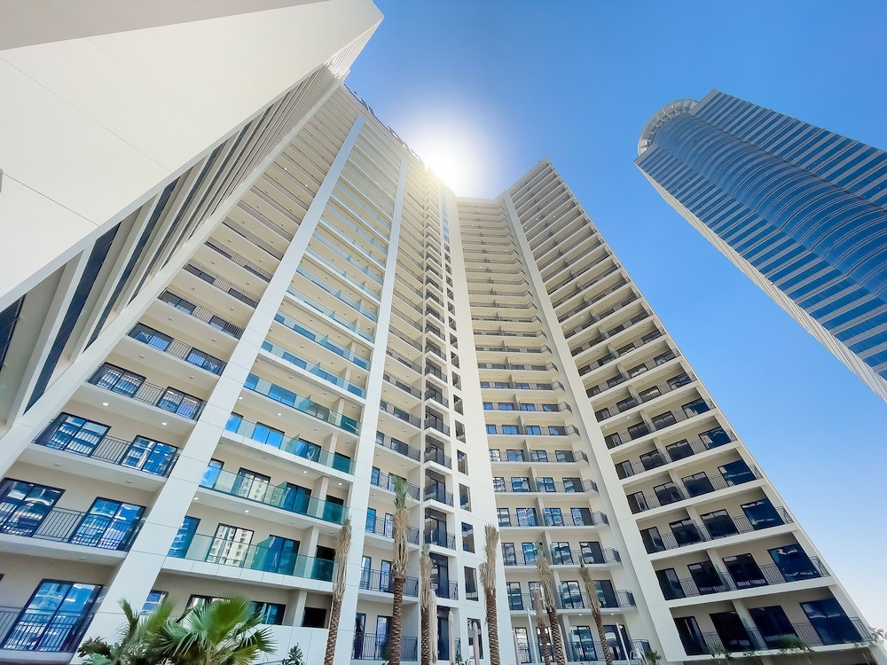 Zada tower 1BR with view on Business Bay
