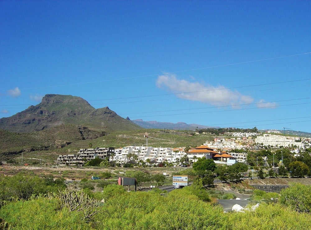 Casa Dos Angeles - In the Sunny South of Tenerife, Disinfected Latest Guideline view 3