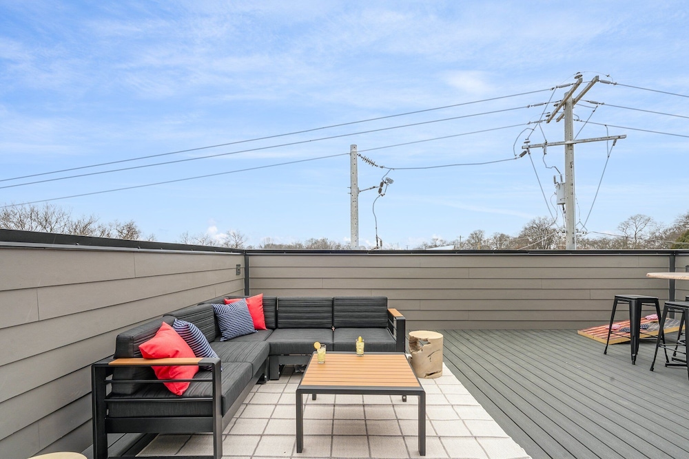 Ballad Blues - Rooftop Patio - Mins to Broadway