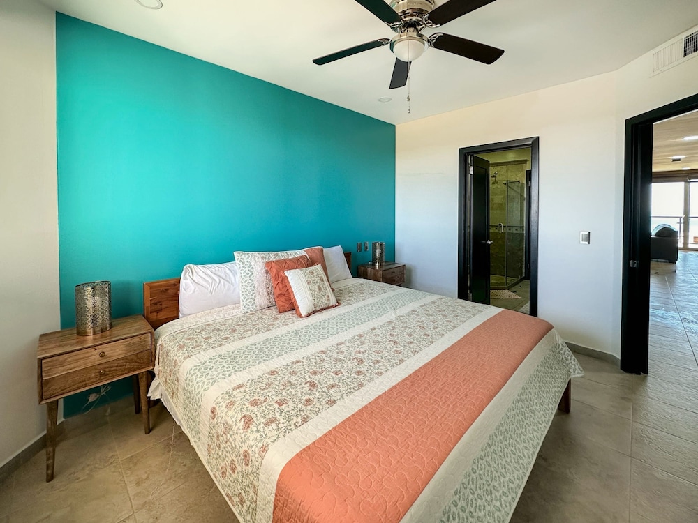 Upscale Ocean View Condo Close to it all Great