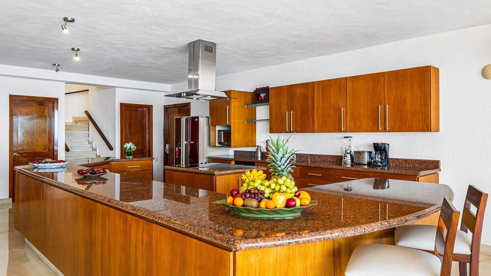 HOLT Grand Miramar Residences