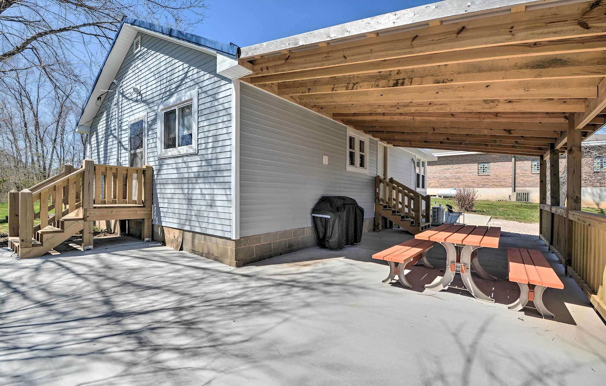 Cozy Lesterville Home Near Parks & Forests! view 3