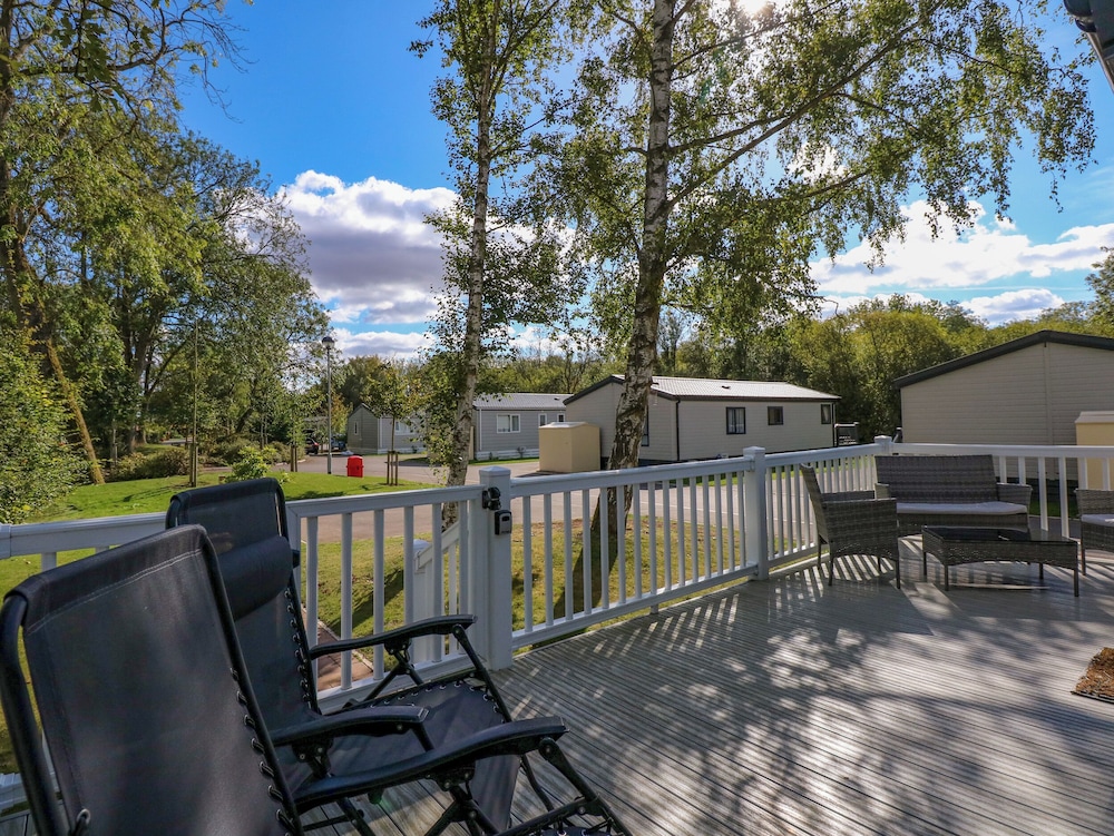 18 Woodlands Retreat