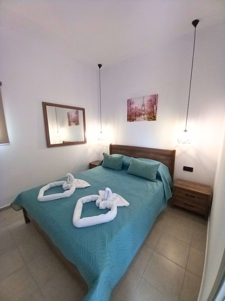 Kavros Cozy Apartment