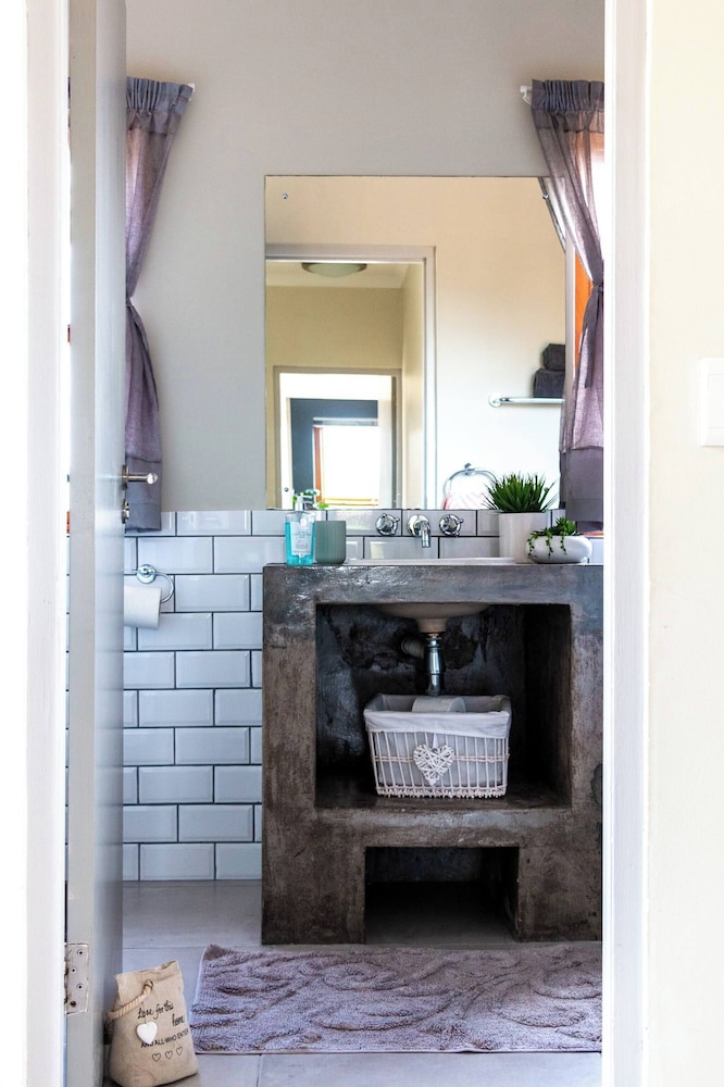 Serene Langebaan Getaway With Garden Views