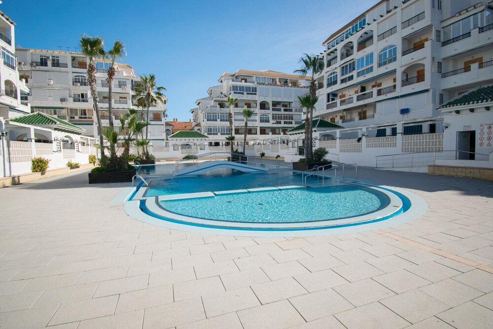 020 Nice Home - Pool/beach view 5