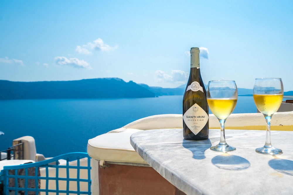 Santorini Paradise