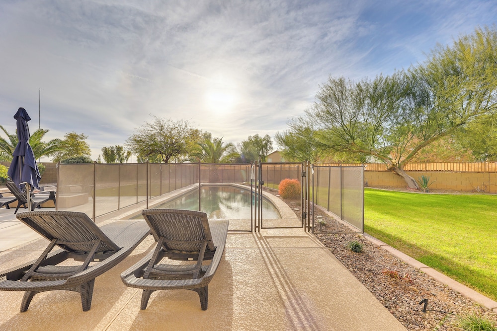 < 4 Mi to Casa Grande Ruins: Southwest Sanctuary