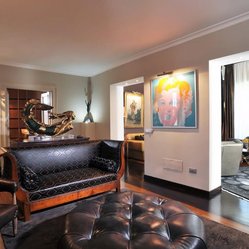 La Palazzina Santa Dorotea Splendid Rome Townhouse With Courtyard Garden
