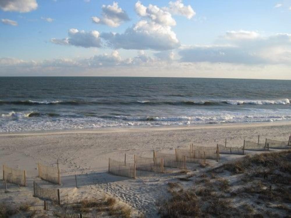 Next 2 Paradise-203 2 Bedroom Condo by RedAwning - Property Image 9